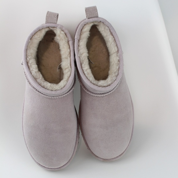 UGG Classic Ultra Mini - US 8 (Pale Smoke) - Picture 3 of 11